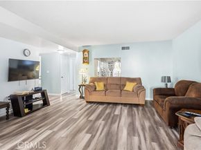 11474 Gladstone, Sylmar (los Angeles) CA 91342