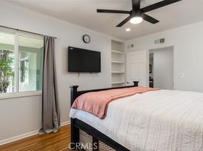 10444 Hayvenhurst, Granada Hills (los Angeles) CA 91344
