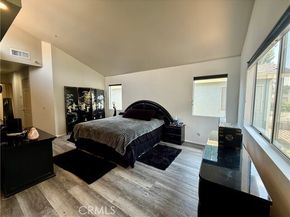 9213 Independence Way, North Hills (los Angeles) CA 91343