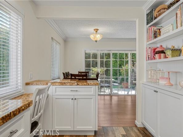 23232 Hartland, West Hills (los Angeles) CA 91307