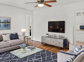23232 Hartland, West Hills (los Angeles) CA 91307