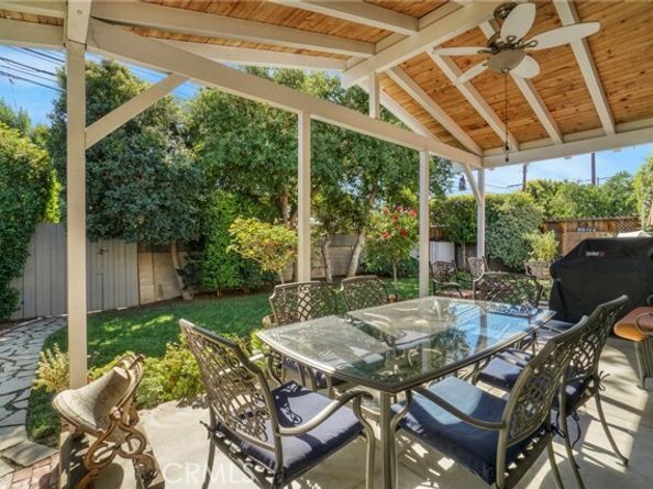 23232 Hartland, West Hills (los Angeles) CA 91307