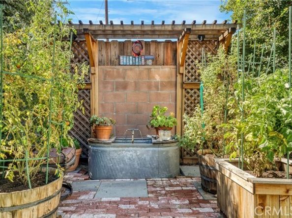 23232 Hartland, West Hills (los Angeles) CA 91307