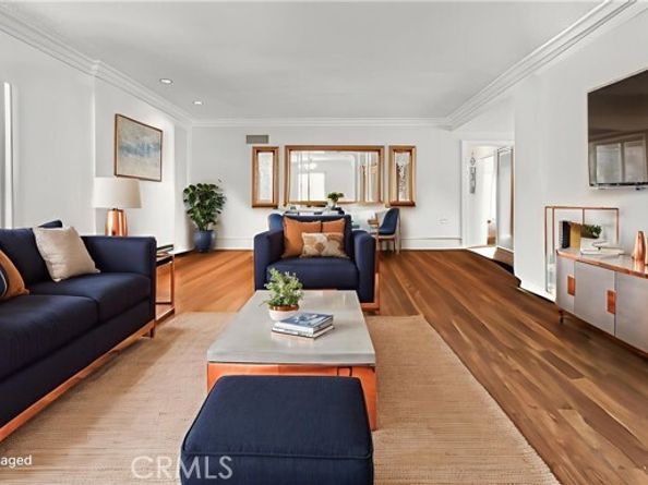 23232 Hartland, West Hills (los Angeles) CA 91307