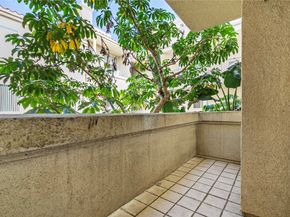 16940 Chatsworth 208, Granada Hills (los Angeles) CA 91344