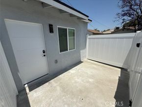 8100 Bellaire Avenue, North Hollywood (los Angeles) CA 91605