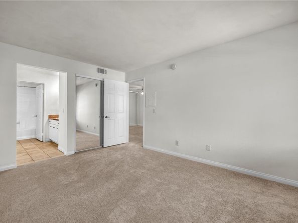 5525 Canoga Avenue 231, Woodland Hills (los Angeles) CA 91367