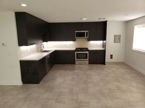 6550 Balboa, Van Nuys (los Angeles) CA 91406