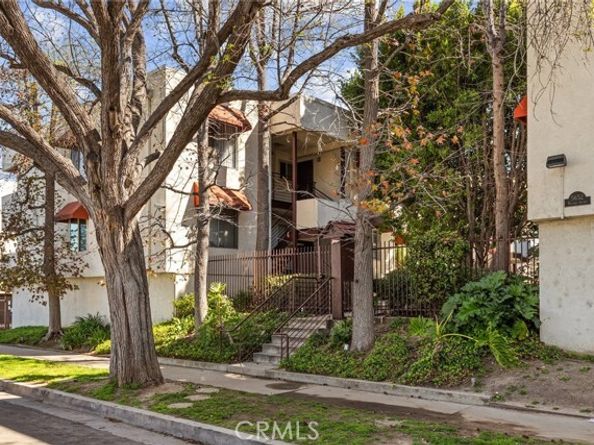 5652 Yolanda Avenue 7, Tarzana (los Angeles) CA 91356