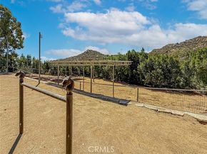 10200 Lilac, Chatsworth (los Angeles) CA 93063