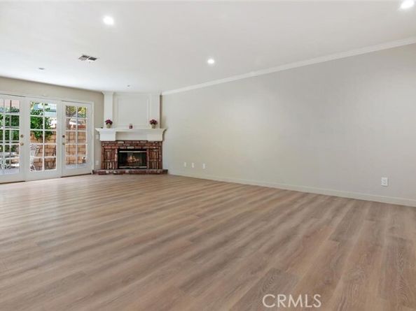 18850 Hatteras 5, Tarzana (los Angeles) CA 91356
