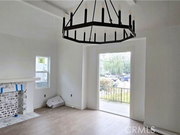 2187 E Villa, Pasadena CA 91107