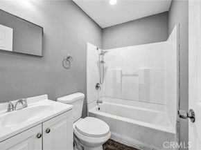 1380 Glen Avenue, Pasadena CA 91103