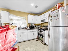 1380 Glen Avenue, Pasadena CA 91103