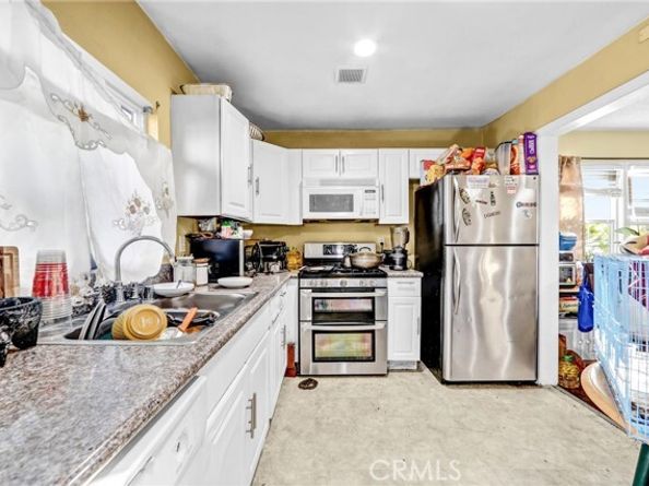 1380 Glen Avenue, Pasadena CA 91103