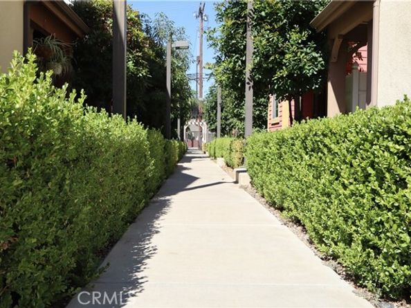8856 Burnet Avenue, North Hills (los Angeles) CA 91343
