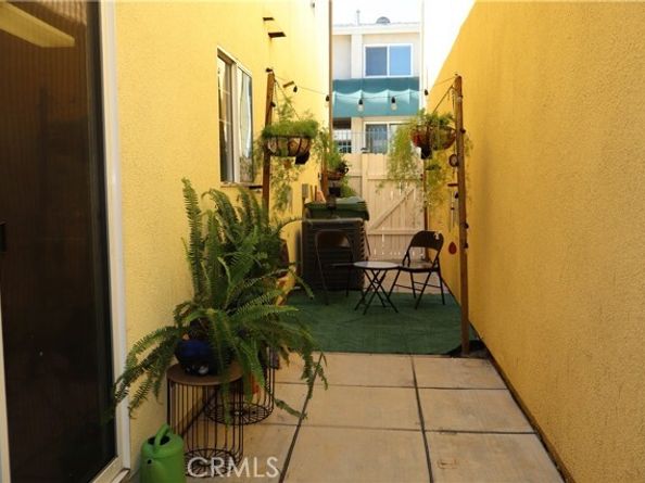 8856 Burnet Avenue, North Hills (los Angeles) CA 91343