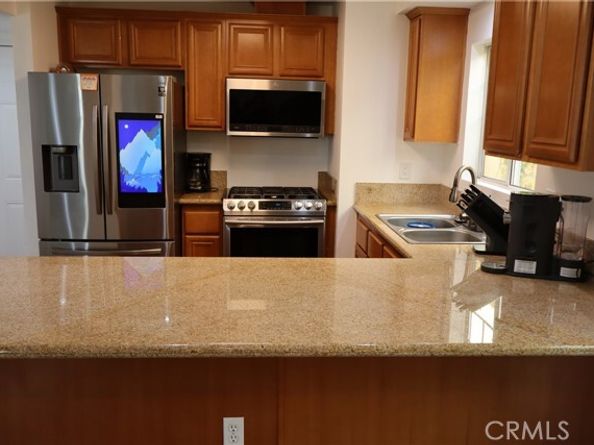 8856 Burnet Avenue, North Hills (los Angeles) CA 91343