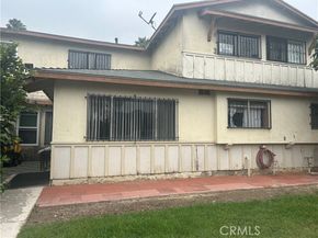 40 Camelback Avenue 46, Carson CA 90745