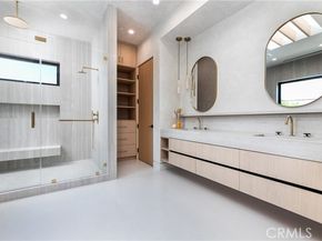 16749 Addison, Encino (los Angeles) CA 91436