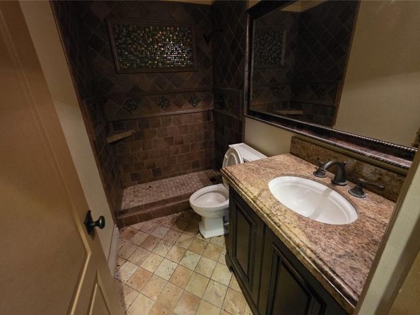 1 Shire, Laguna Hills CA 92679