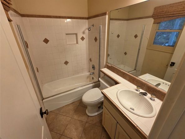 1 Shire, Laguna Hills CA 92679