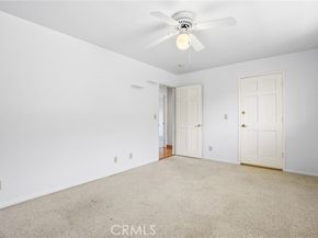 9658 Wheatland Avenue, Sunland (los Angeles) CA 91040