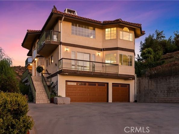 9658 Wheatland Avenue, Sunland (los Angeles) CA 91040