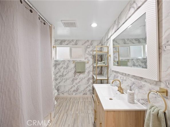 7844 Allott Avenue, Panorama City (los Angeles) CA 91402