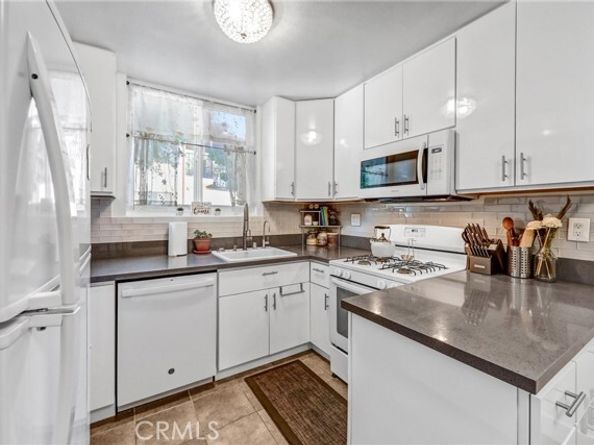 801 E Acacia, Glendale CA 91205