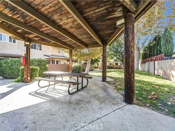 801 E Acacia, Glendale CA 91205
