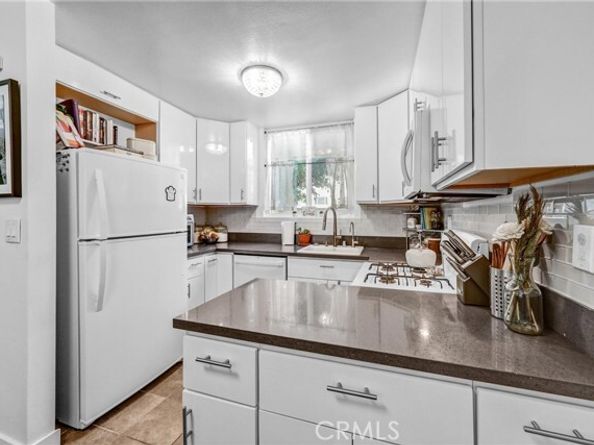 801 E Acacia, Glendale CA 91205