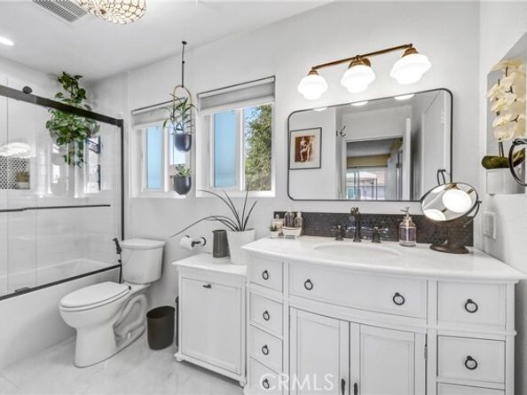 801 E Acacia, Glendale CA 91205