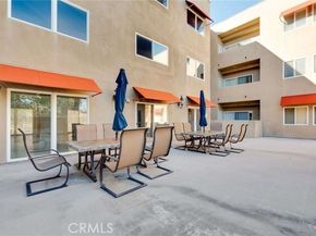 9610 Zelzah 301, Northridge (los Angeles) CA 91325