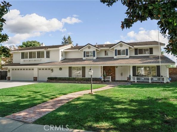 162 W Buffington, Upland CA 91784
