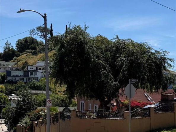 5026 Chester, Los Angeles CA 90032