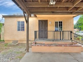 7024 Eton, Canoga Park (los Angeles) CA 91303