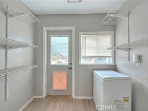 7024 Eton, Canoga Park (los Angeles) CA 91303