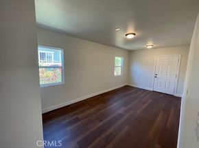 1539 E 87th Street, Los Angeles CA 90002
