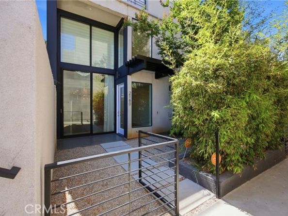 2160 Clifford, Los Angeles CA 90026