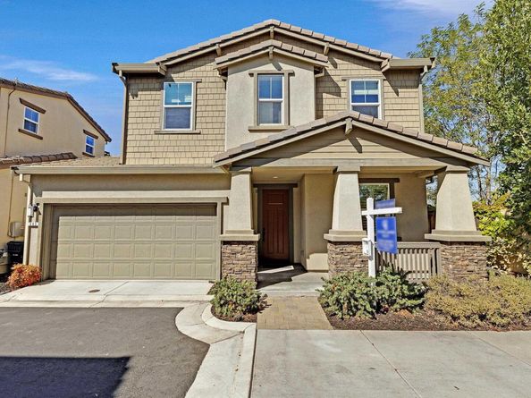 883 Barney Com, Livermore CA 94551