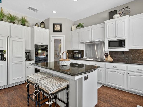 9003 Elk Dr, Clayton CA 94517
