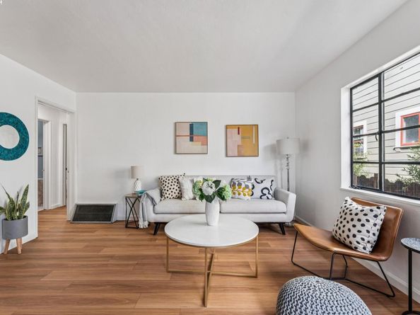 2109 Lincoln Ave, Alameda CA 94501