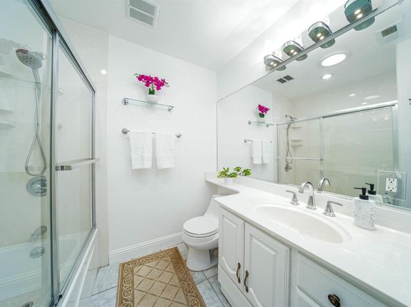 37621 Glenmoor Dr, Fremont CA 94536