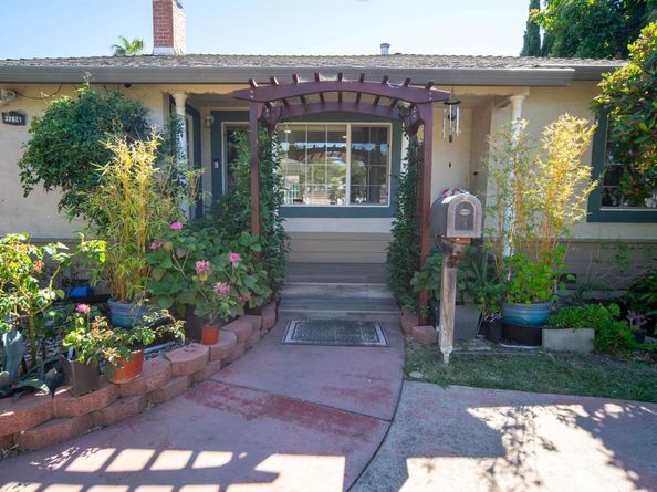 37621 Glenmoor Dr, Fremont CA 94536