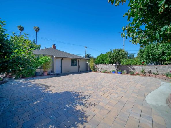37621 Glenmoor Dr, Fremont CA 94536
