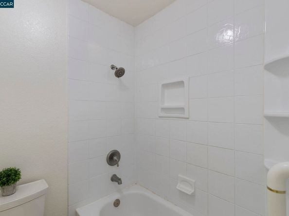 5050 Valley Crest Dr 63, Concord CA 94521