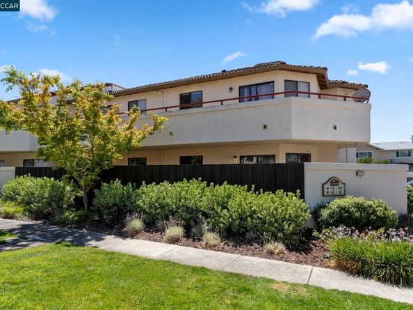 5050 Valley Crest Dr 63, Concord CA 94521