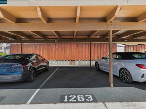 5050 Valley Crest Dr 63, Concord CA 94521