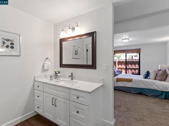 5050 Valley Crest Dr 63, Concord CA 94521